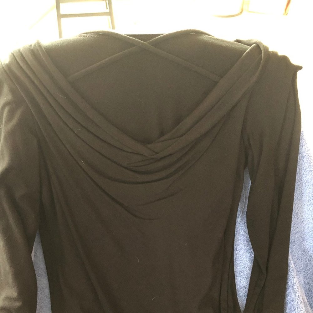White House Black Market Black top - SIZE MED